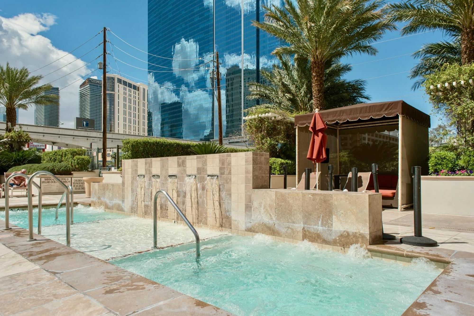 Strip View Suites - No Resort Fee ! Las Vegas Exterior photo