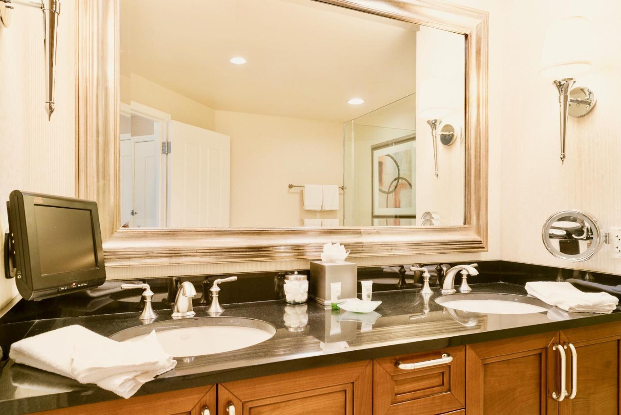 Strip View Suites - No Resort Fee ! Las Vegas Room photo